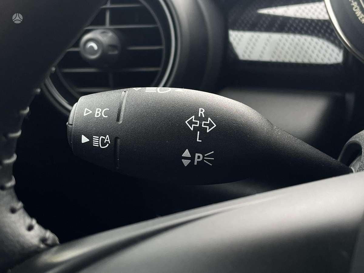 Mini Cooper SE, hečbekas