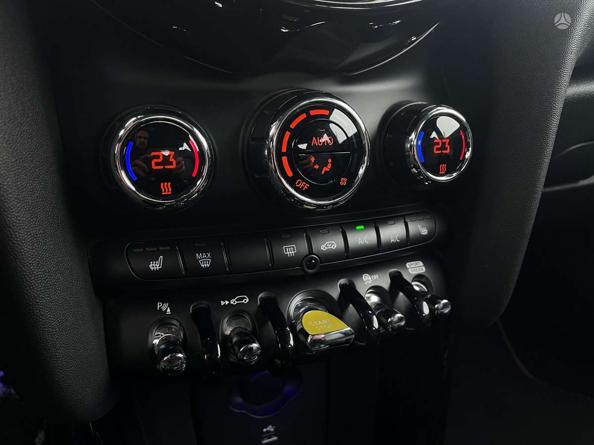 Mini Cooper SE, Хэтчбек