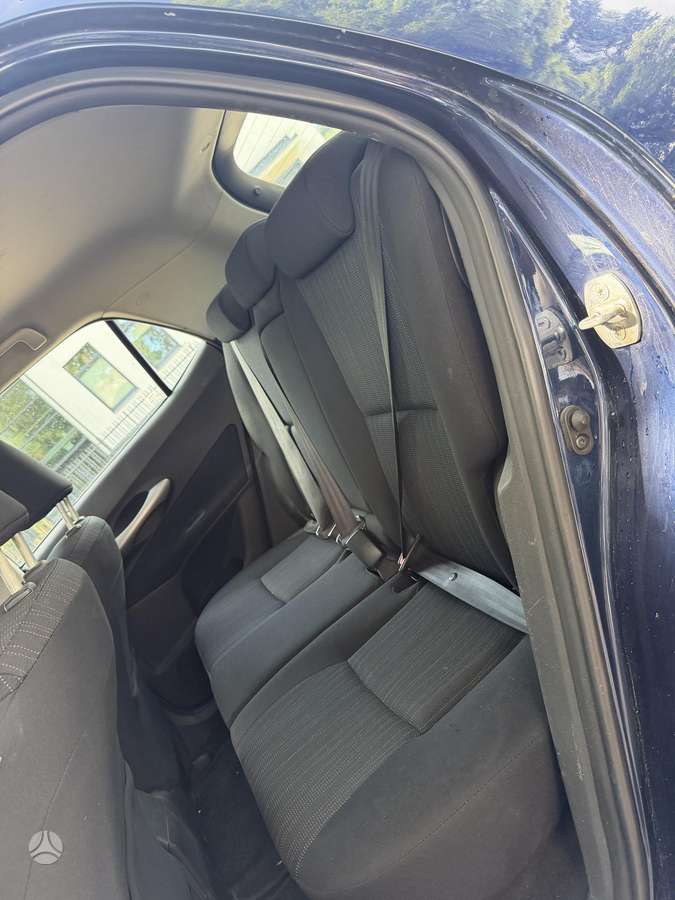 Toyota Auris - 12