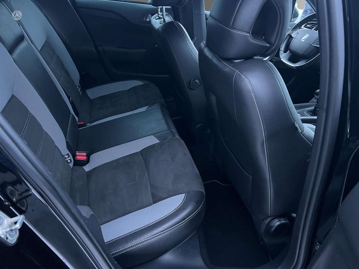 Citroen DS4, hatchback