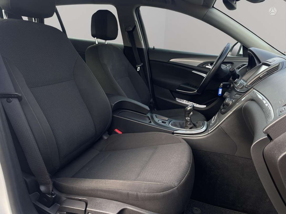 Opel Insignia, 2.0 l., Универсал