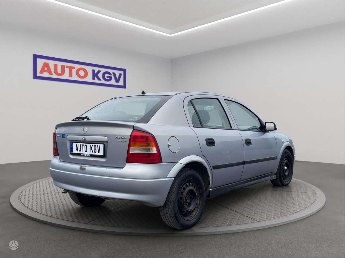 Opel Astra, 2.0 l., Хэтчбек