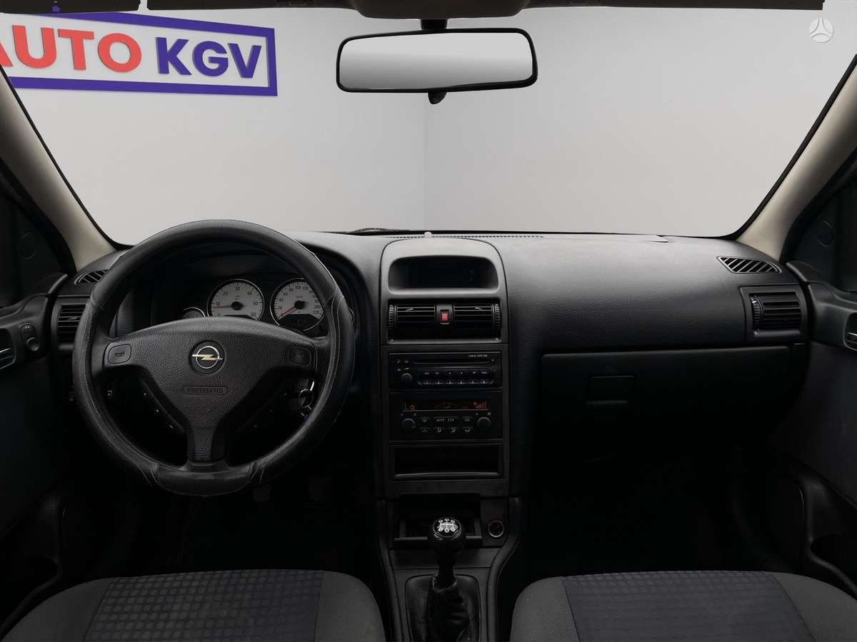 Opel Astra, 2.0 l., Хэтчбек