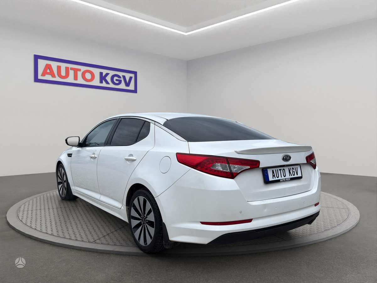 Kia Optima, 1.7 l., Седан
