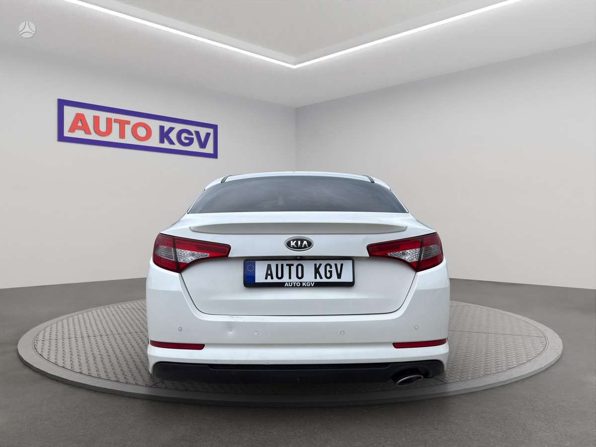 Kia Optima, 1.7 l., Седан