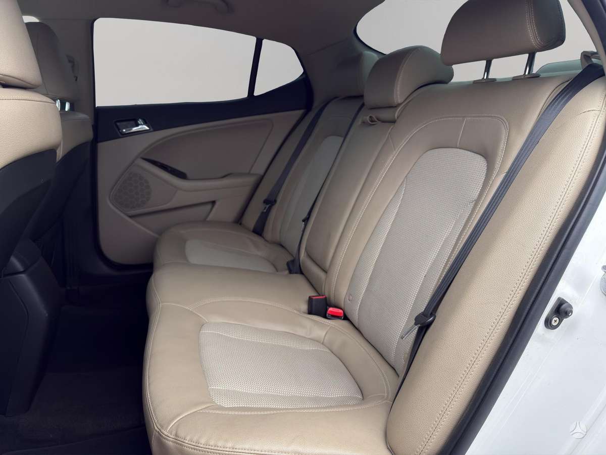 Kia Optima, 1.7 l., Седан
