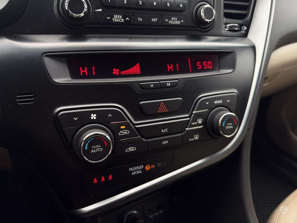 Kia Optima, 1.7 l., Седан