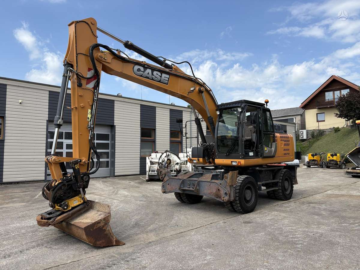 Case WX168, excavator