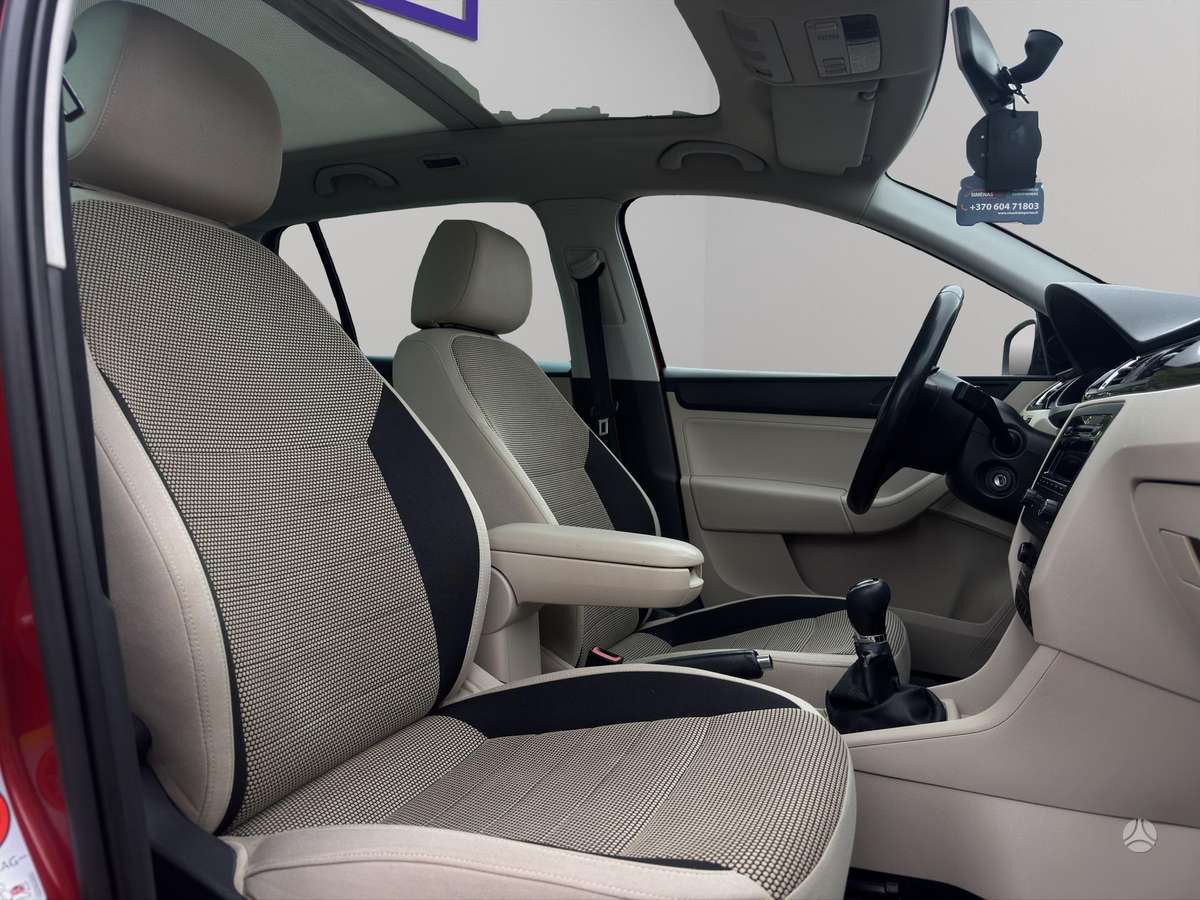 Skoda Rapid, 1.2 l., Хэтчбек