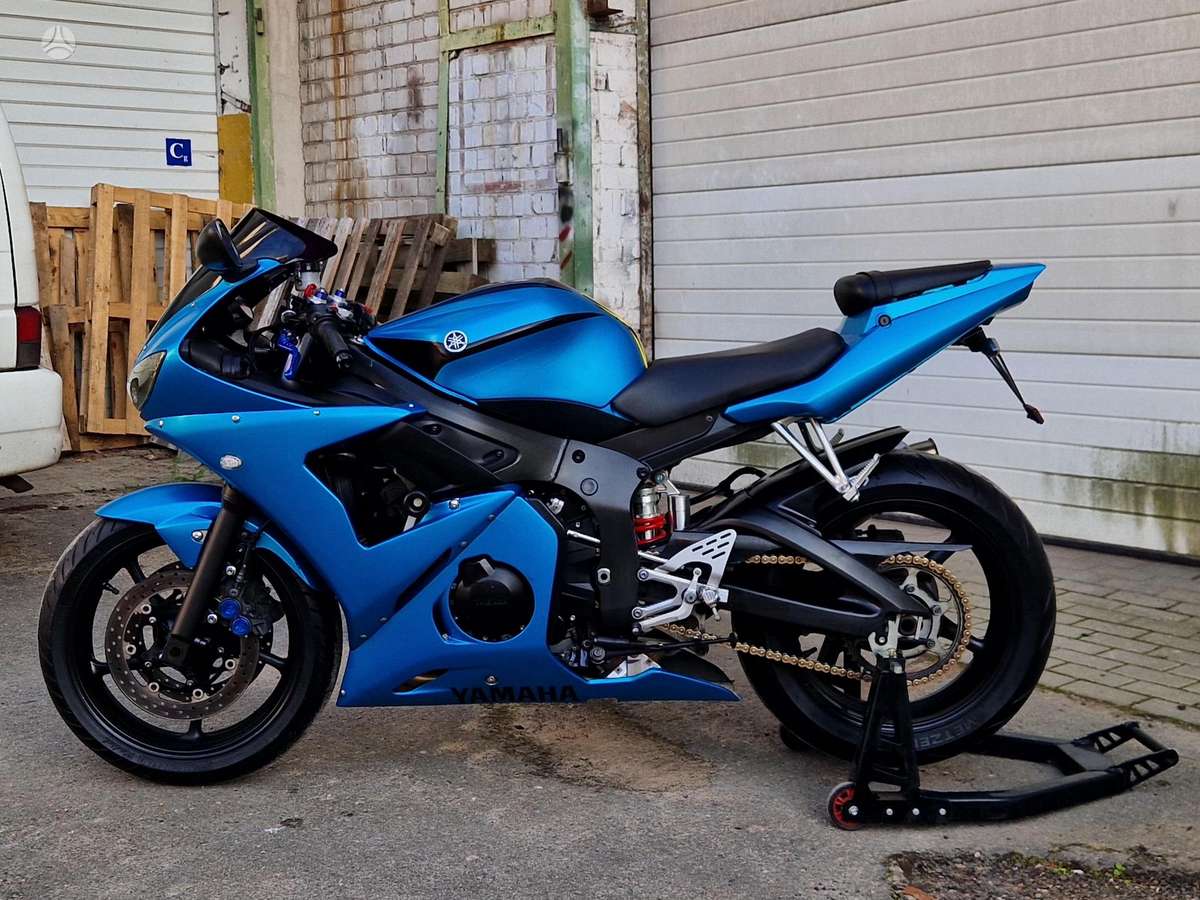 Yamaha R6 600cc, superbikes