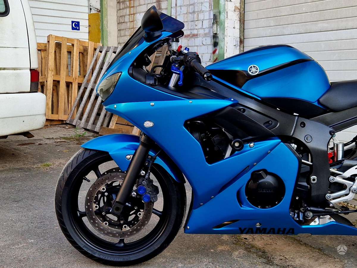 Yamaha R6 600cc, superbikes
