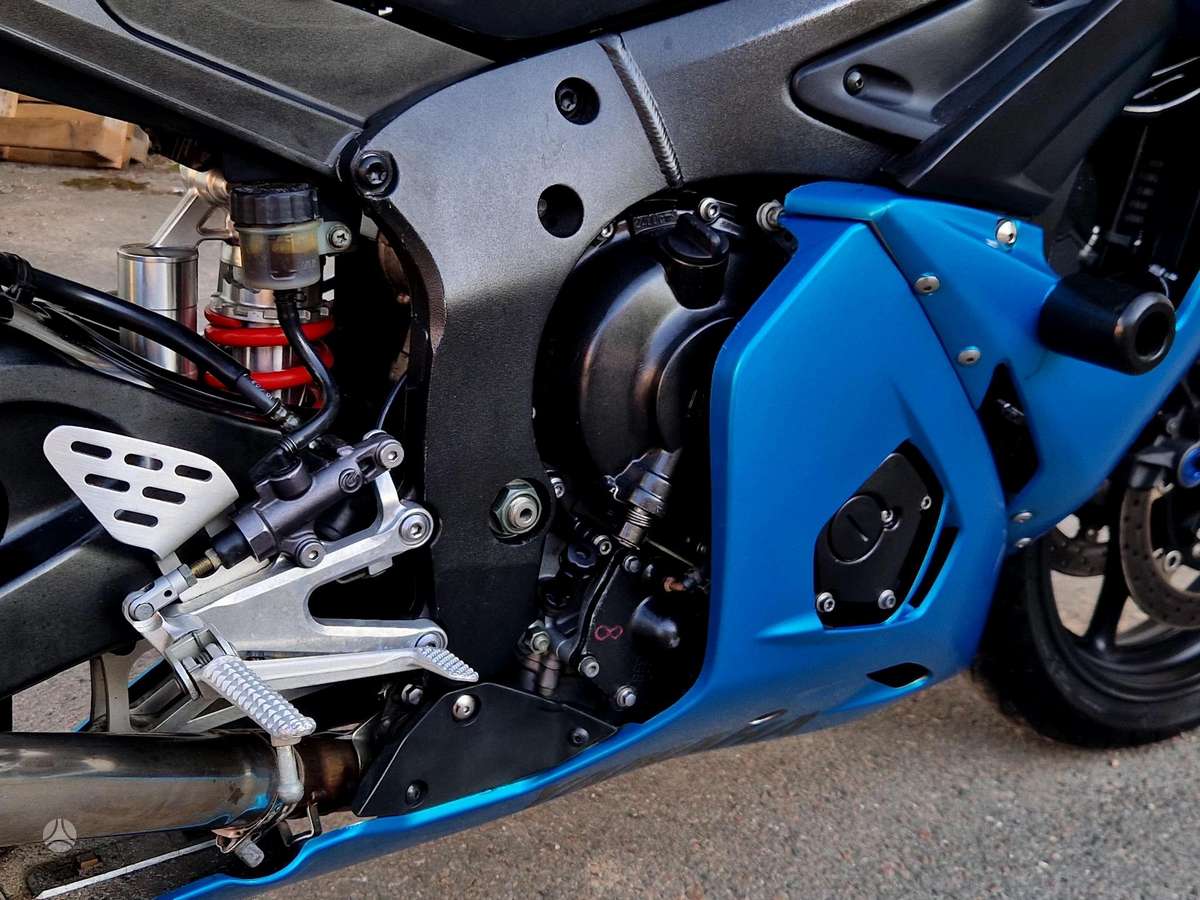 Yamaha R6 600cc, superbikes