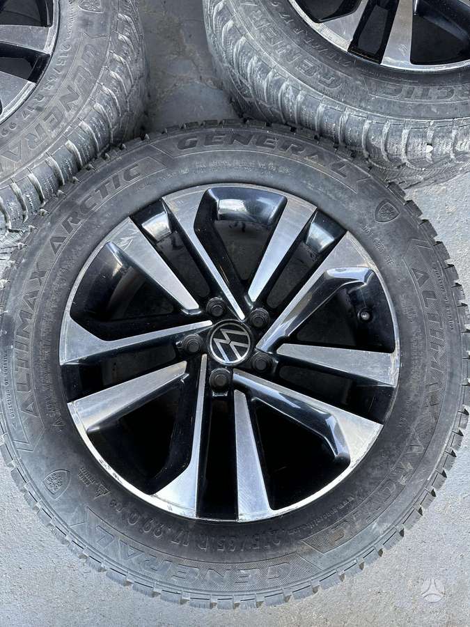 Volkswagen, light alloy, R17