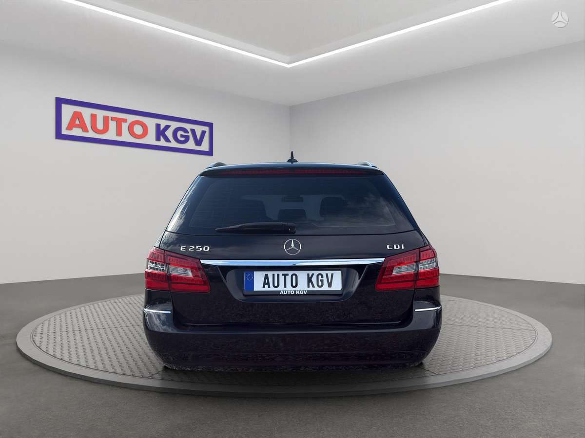 Mercedes-Benz E200, 2.1 l., Универсал