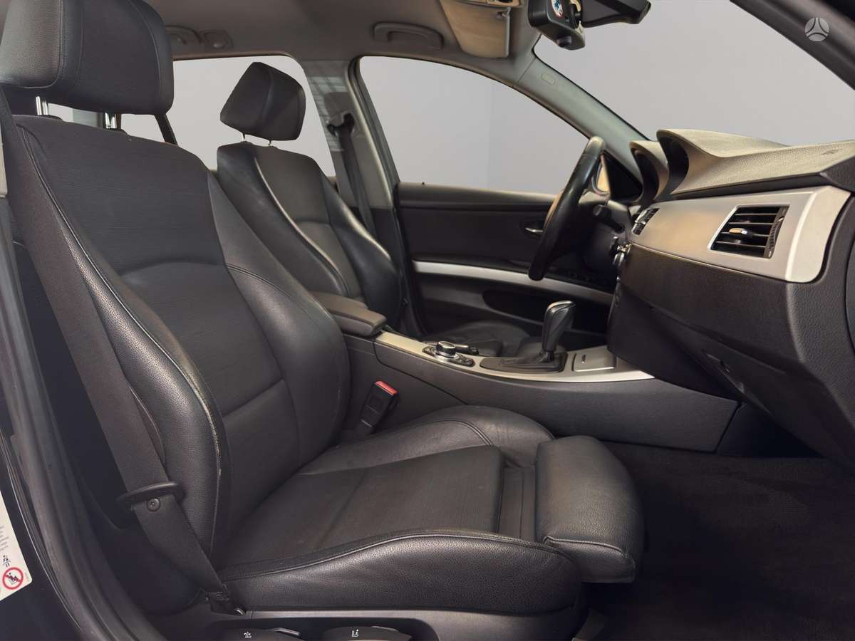 BMW 318, 2.0 l., wagon