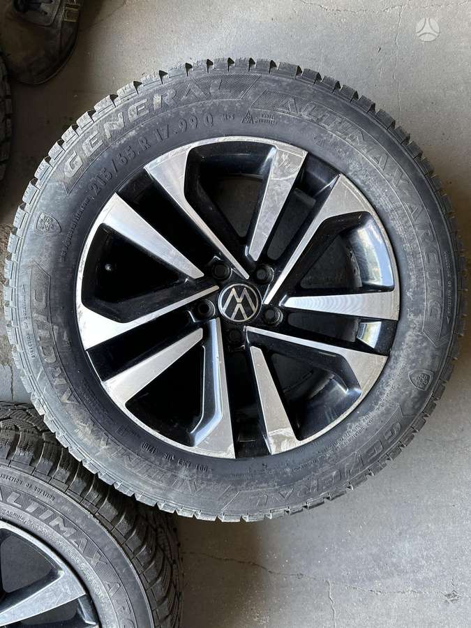 Volkswagen, light alloy, R17