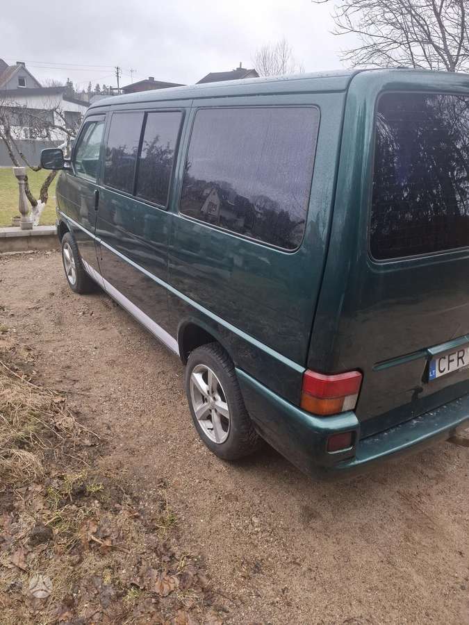 Volkswagen Multivan - 4