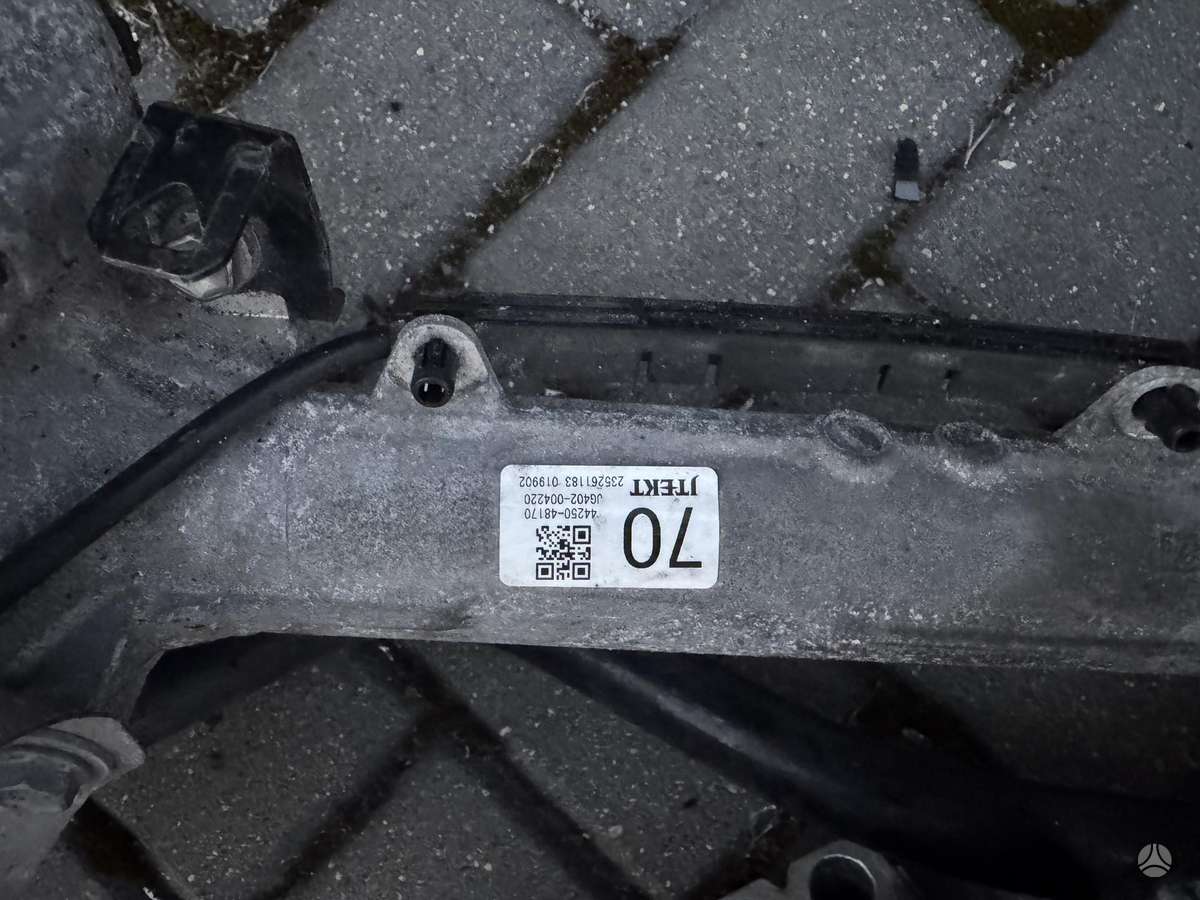 Lexus RX 450h+ детали кузова