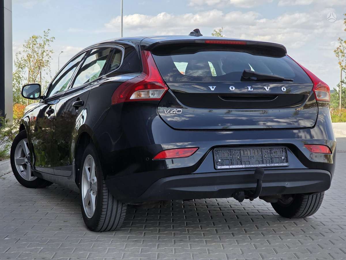 Volvo V40 - 8
