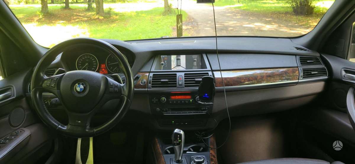 BMW X5, 3.0 l., off-road / crossover