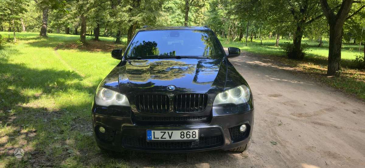 BMW X5, 3.0 l., off-road / crossover