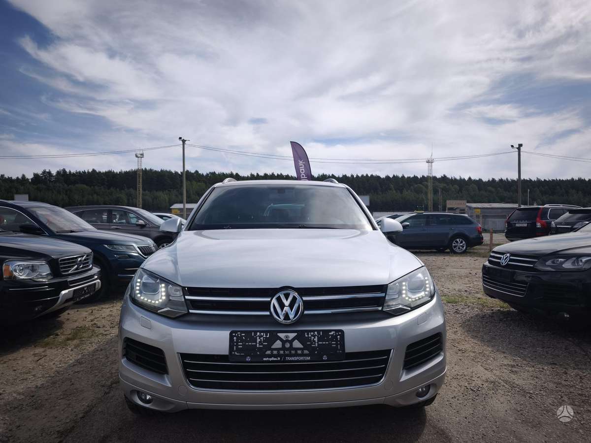 Volkswagen Touareg - 2
