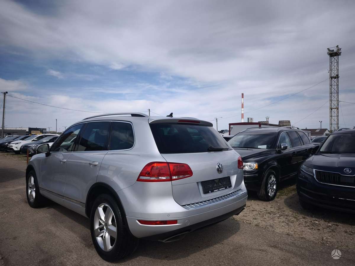 Volkswagen Touareg - 5