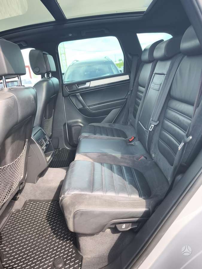 Volkswagen Touareg - 10
