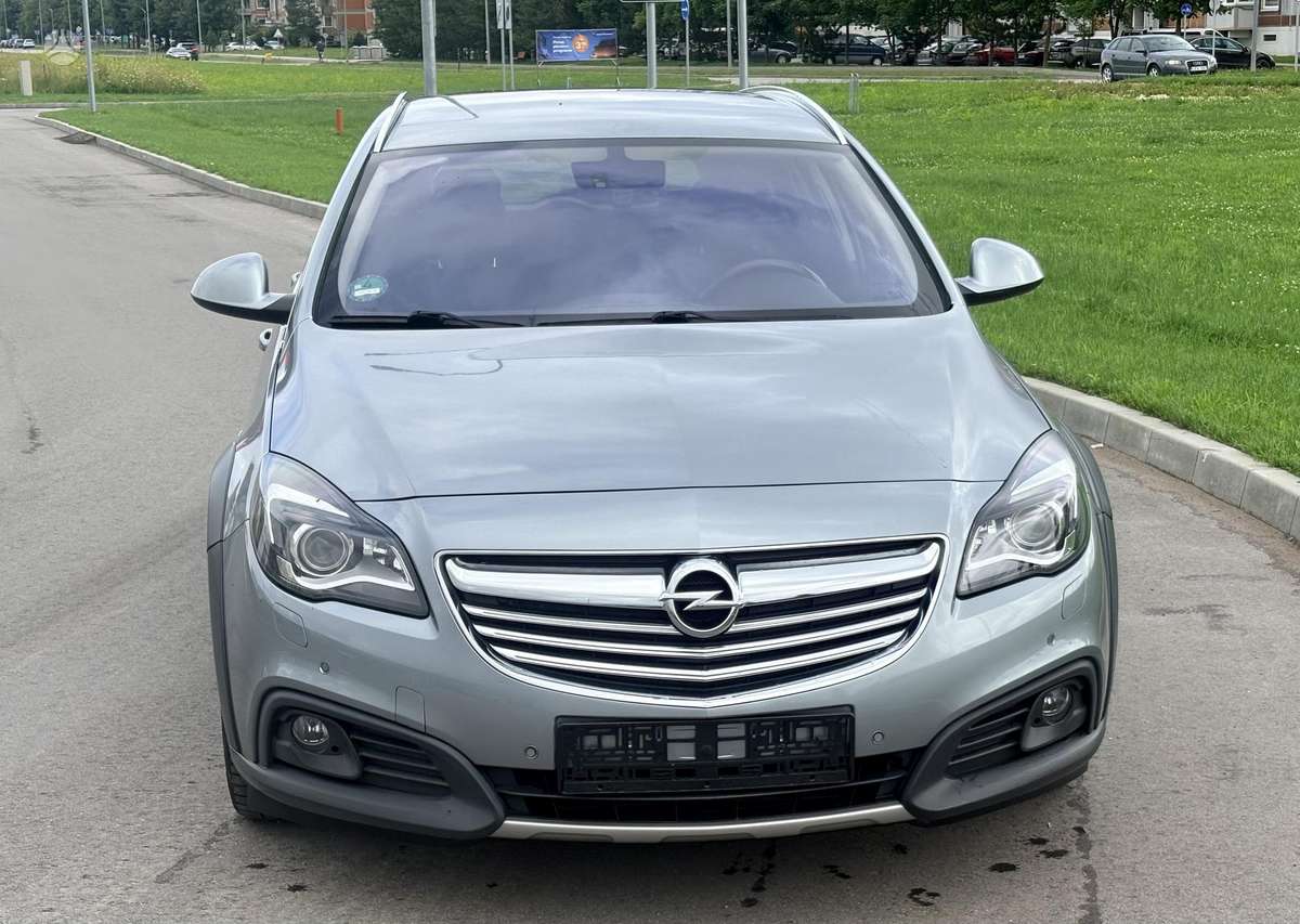 Opel Insignia, 2.0 l., Универсал