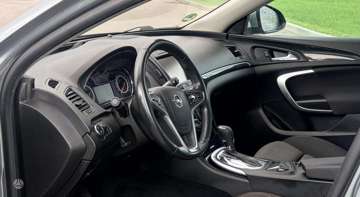 Opel Insignia, 2.0 l., Универсал