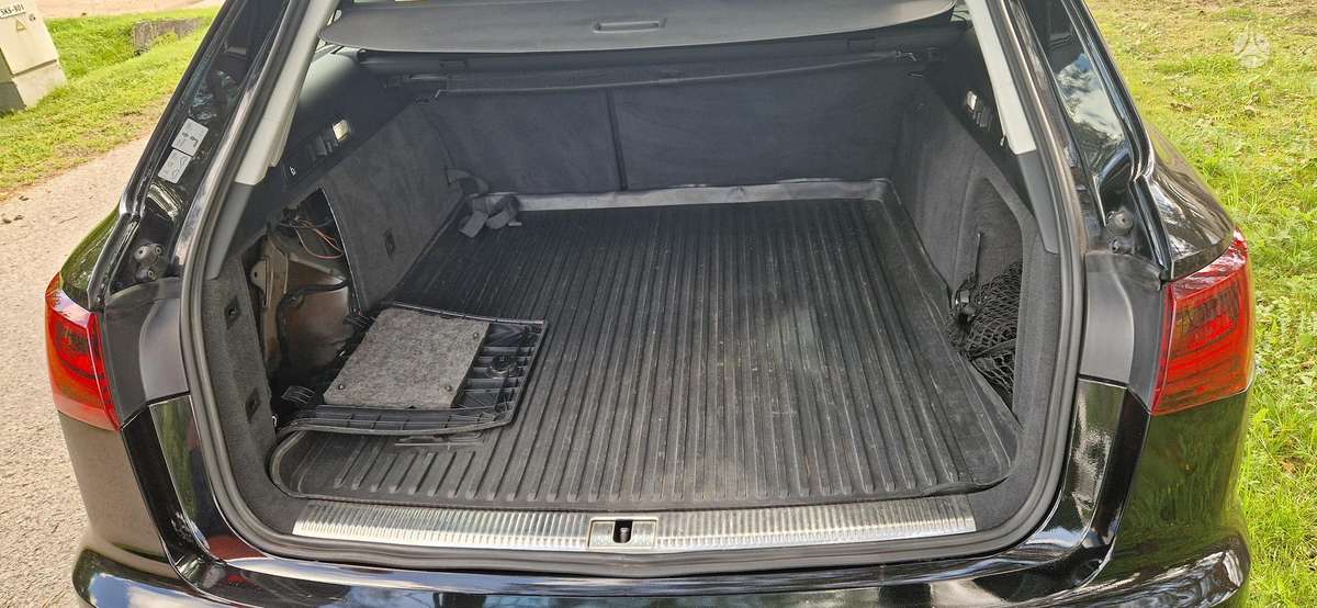 Audi A6 allroad, 3.0 l., Универсал