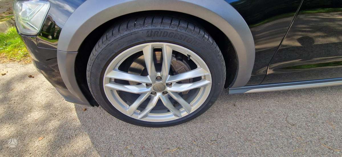 Audi A6 allroad, 3.0 l., wagon