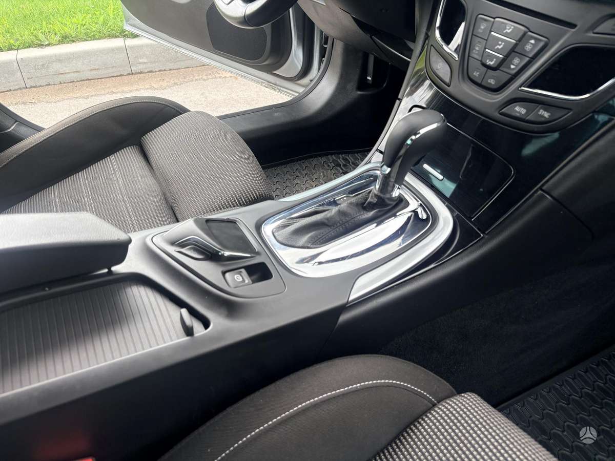 Opel Insignia, 2.0 l., Универсал