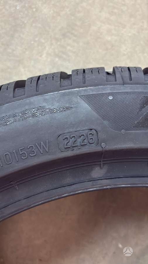Bridgestone BLIZZAK 6, зимние 225/45 R17