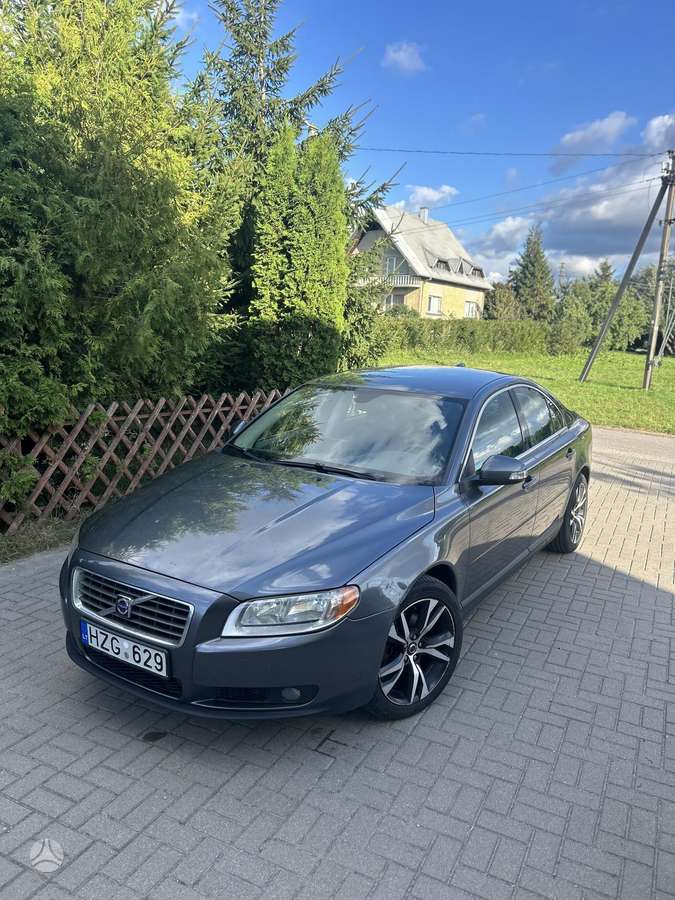 Volvo S80, 2.4 l., Седан
