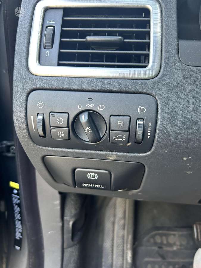 Volvo S80, 2.4 l., Седан