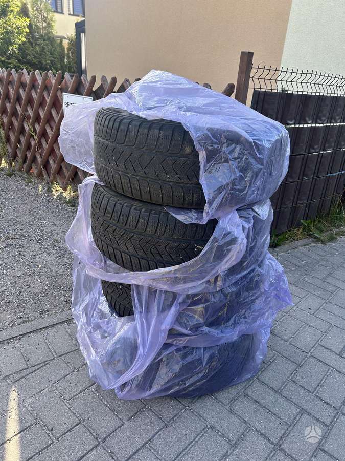Volvo S80, 2.4 l., Седан