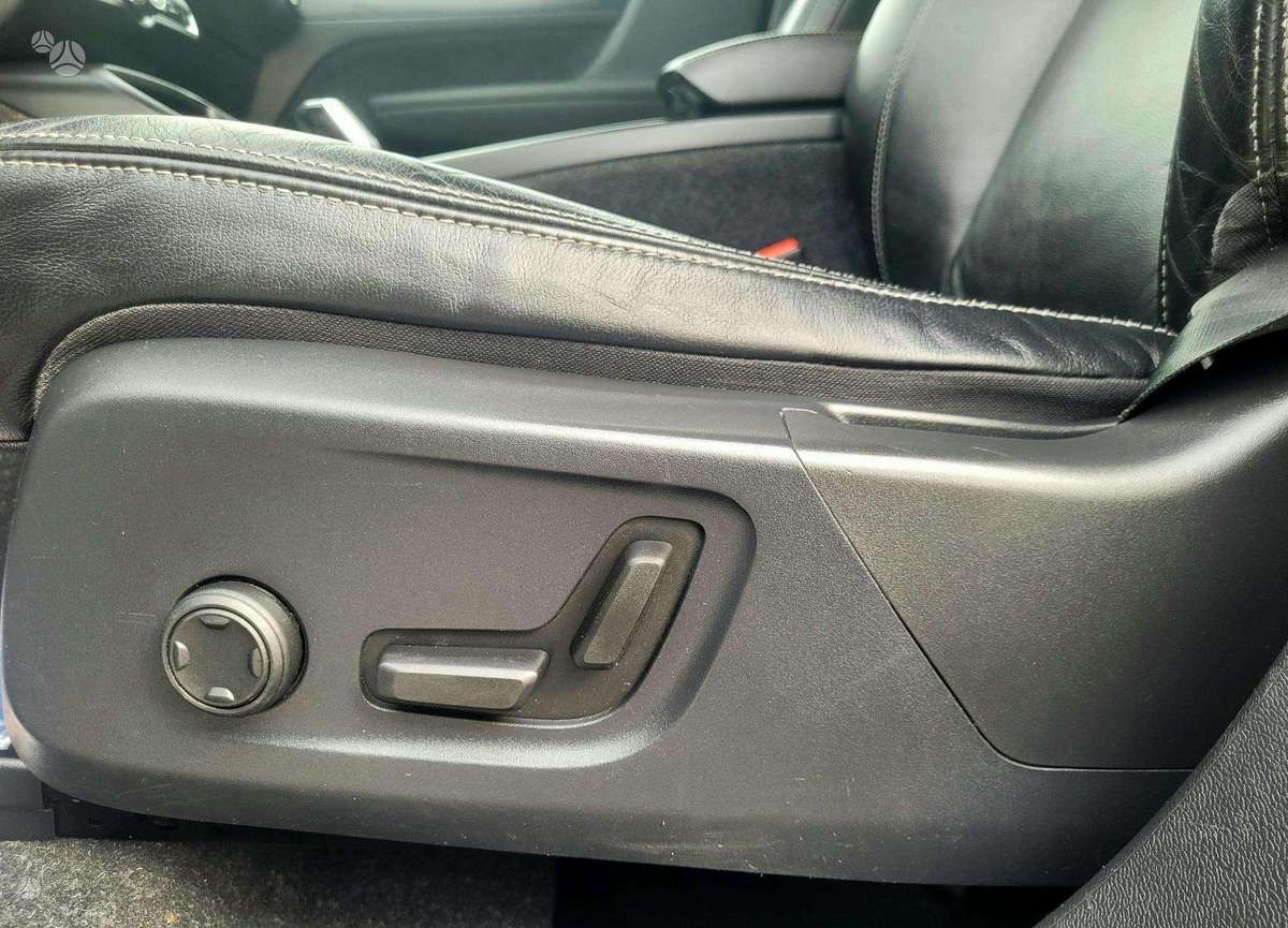 Volvo XC40 - 12