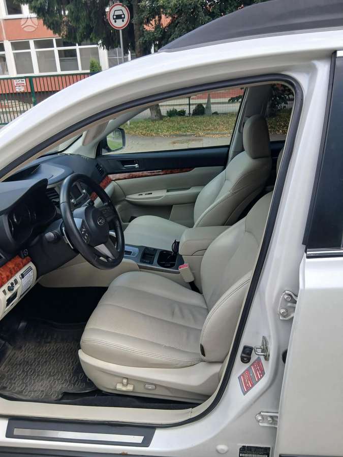 Subaru Outback, 2.5 l., Универсал