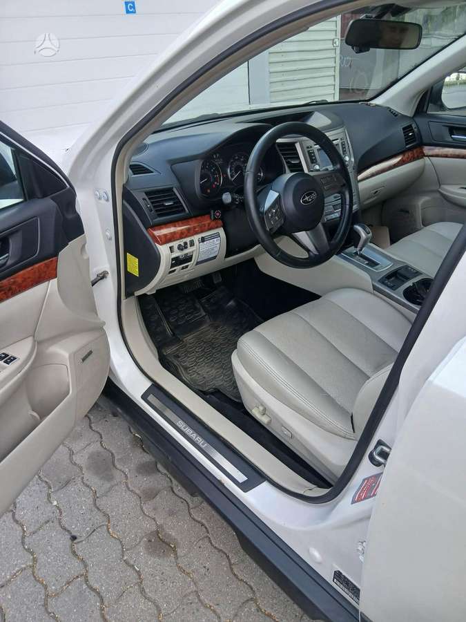 Subaru Outback, 2.5 l., Универсал