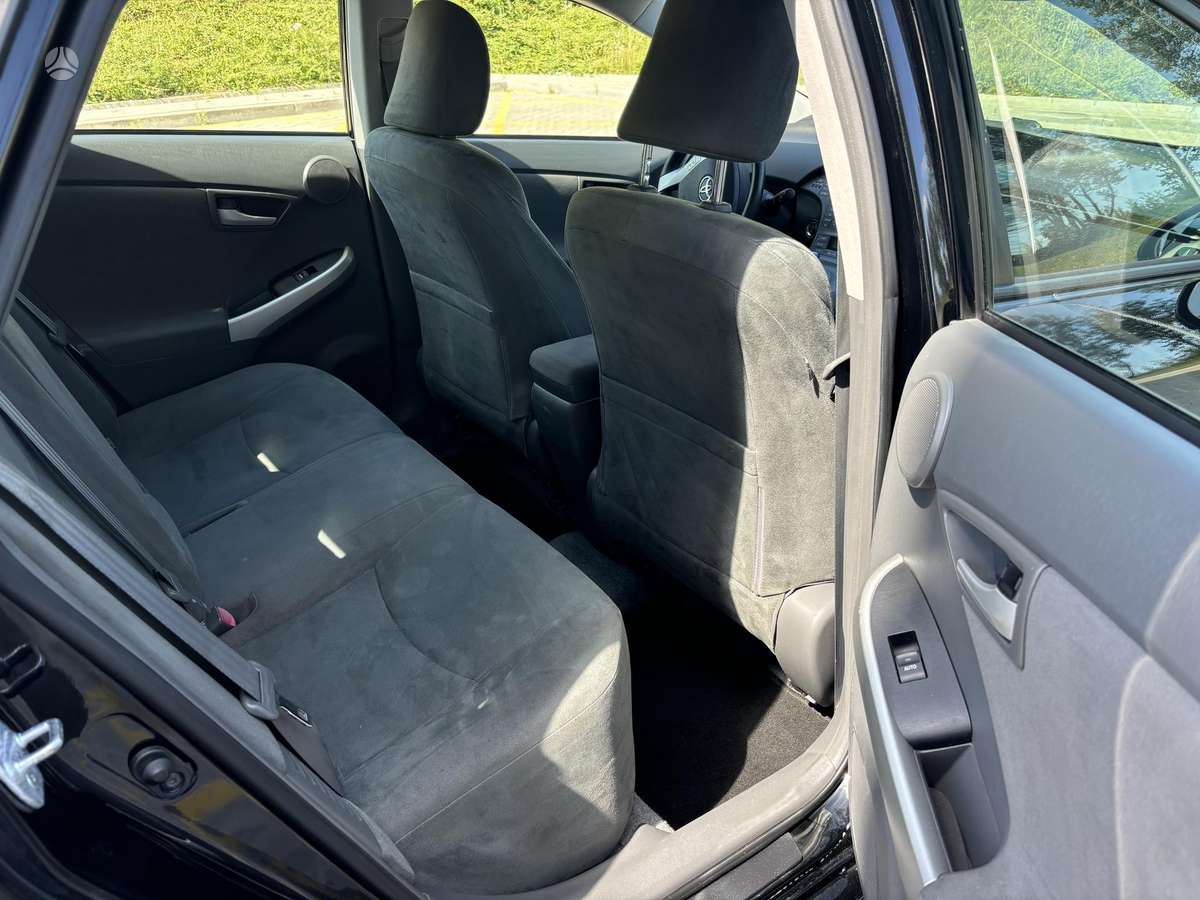 Toyota Prius - 7