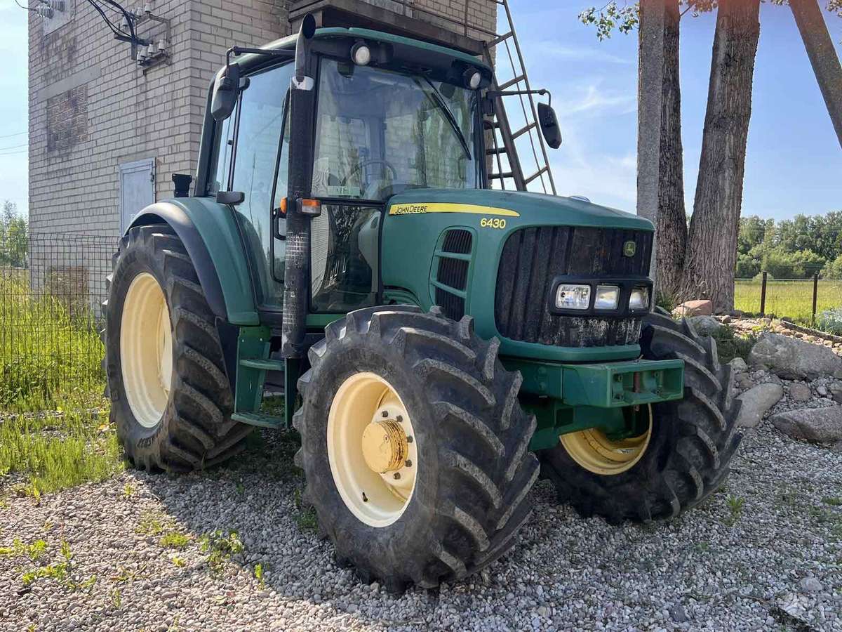 John Deere ĮVAIRIŲ MODELIŲ, traktoriai