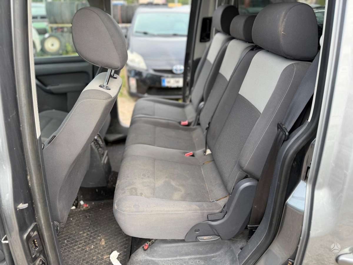 Volkswagen Caddy Maxi - 9