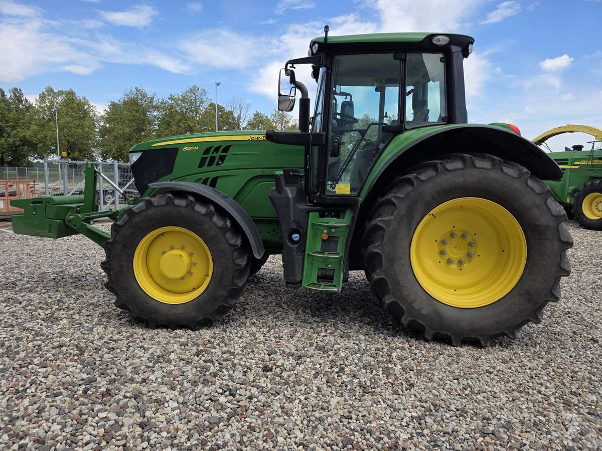 John Deere 6155M, traktoriai