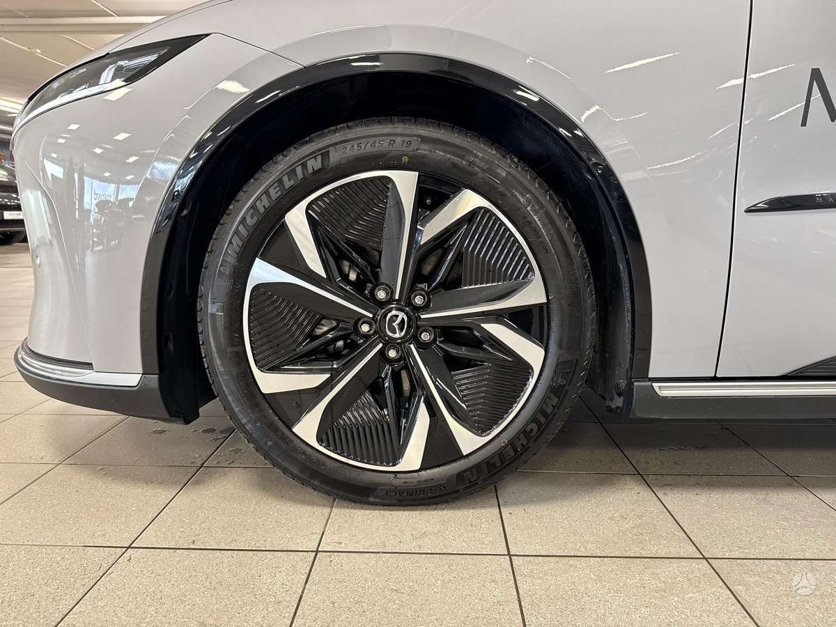 Mazda 6, 69 kWh, hatchback