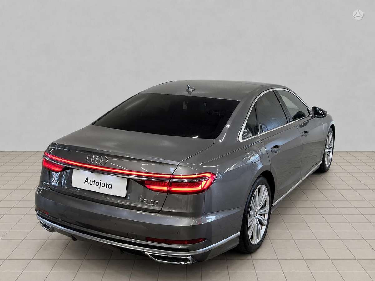 Audi A8, 3.0 l., Седан