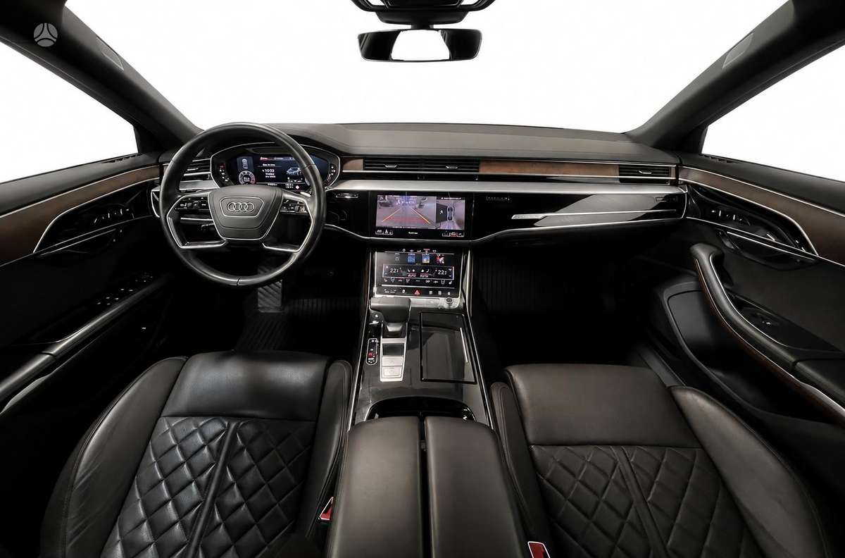 Audi A8, 3.0 l., Седан