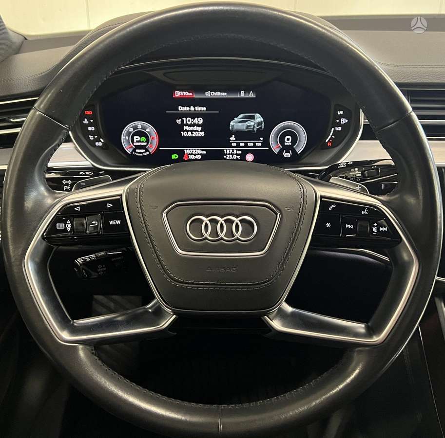 Audi A8, 3.0 l., Седан