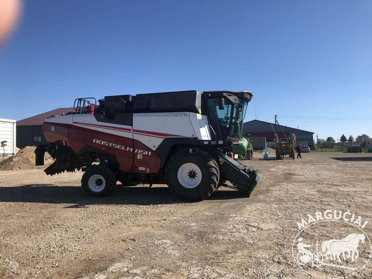 Rostselmash RSM 161, 7 m, комбайны