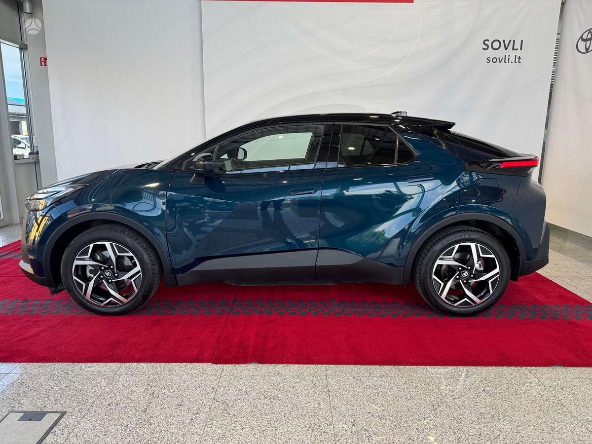 Toyota C-HR - 4